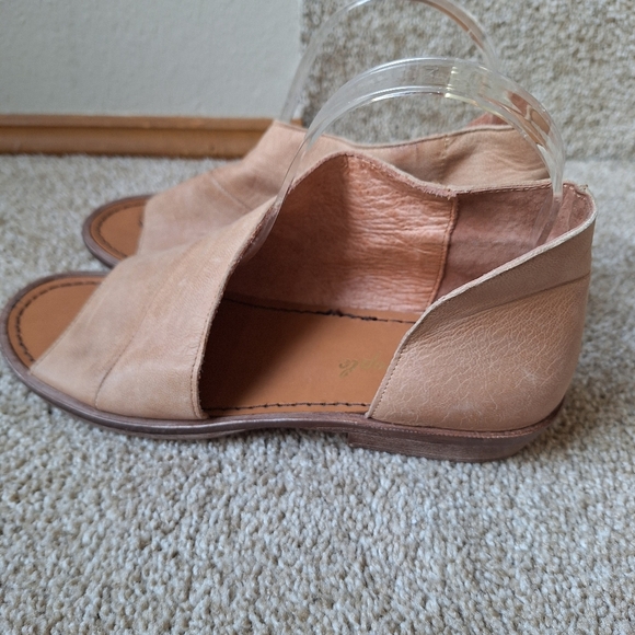 Free People Mont Blanc Womens Tan Slip On Leather Sandal Size 37.5 (7.5) - Picture 2 of 10